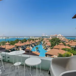 Luxury Azizi Mina Beachfront شقة دبي